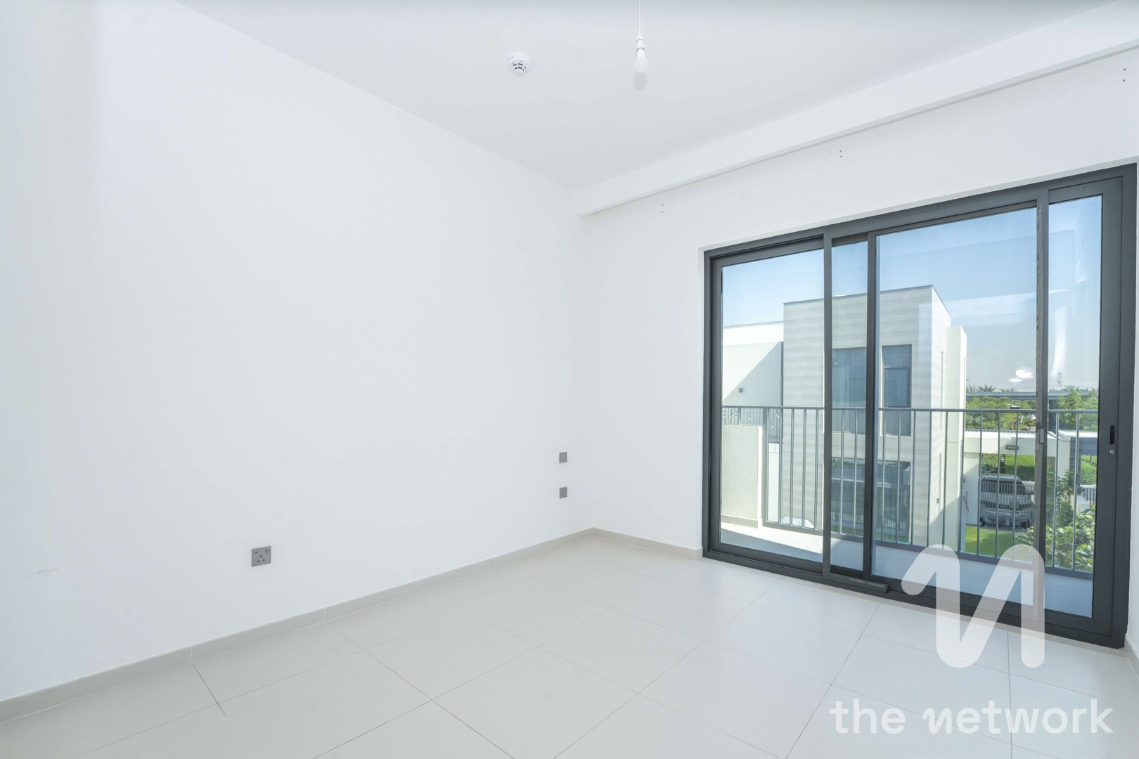 Vacant in October | Family Area | Next to pool — Sun