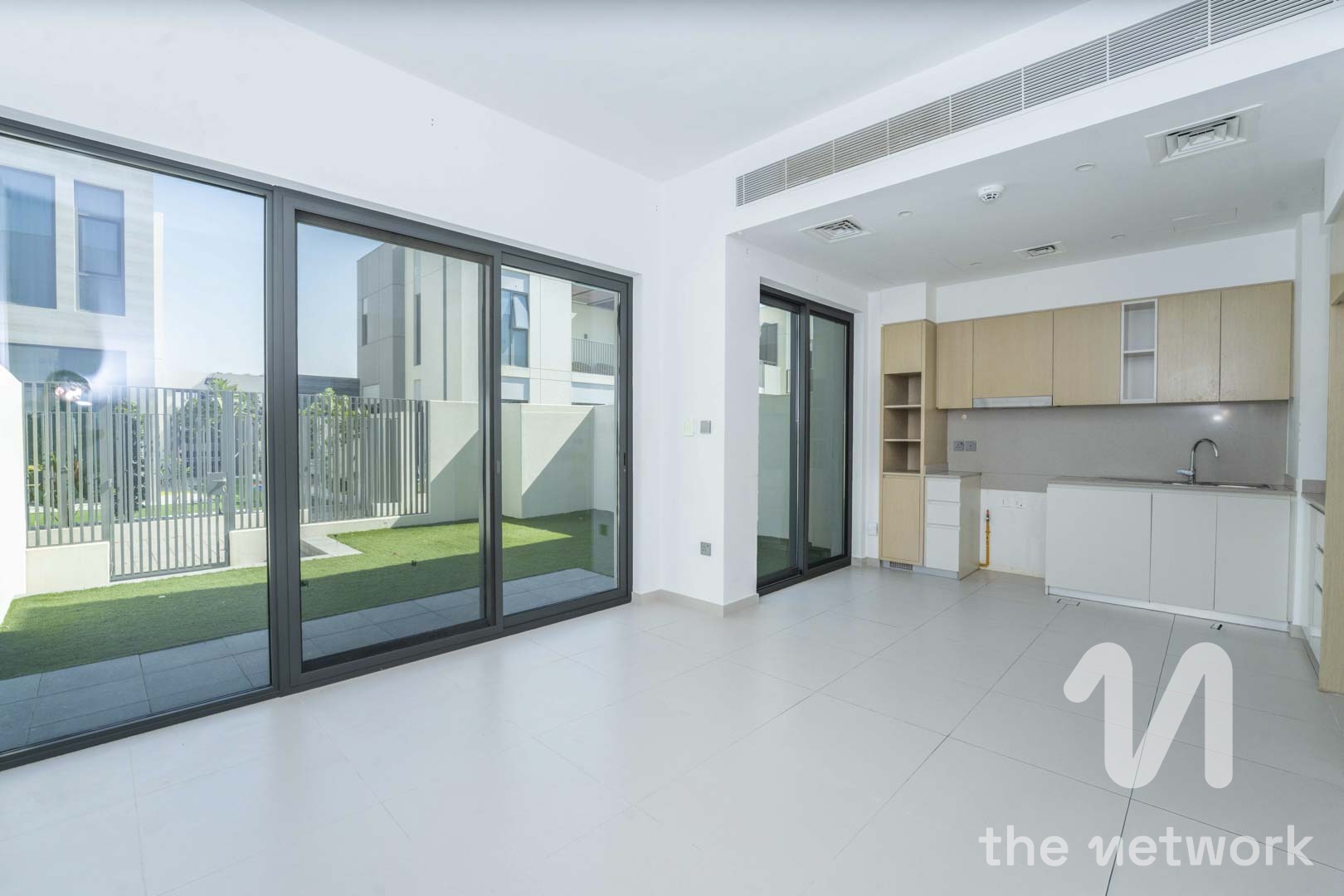 Vacant in October | Family Area | Next to pool — Sun
