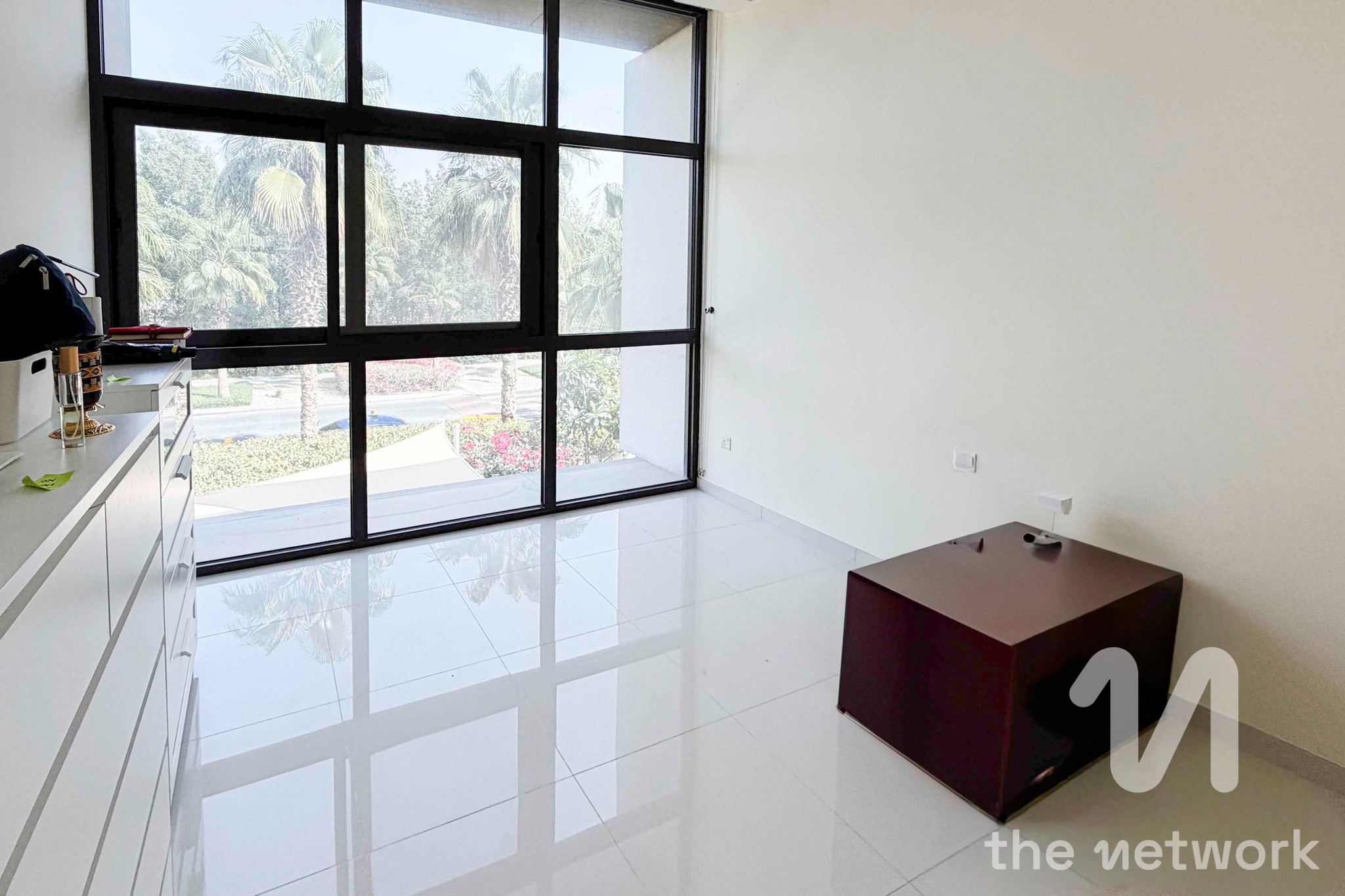 Single Row | Vacant | Landscaped Garden — Topanga
