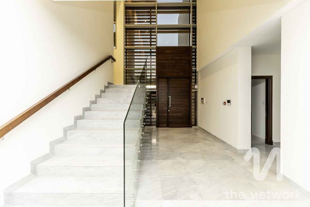 Upgraded Villa | 5 BR + Maid | Burj Khalifa View — District One B Villas