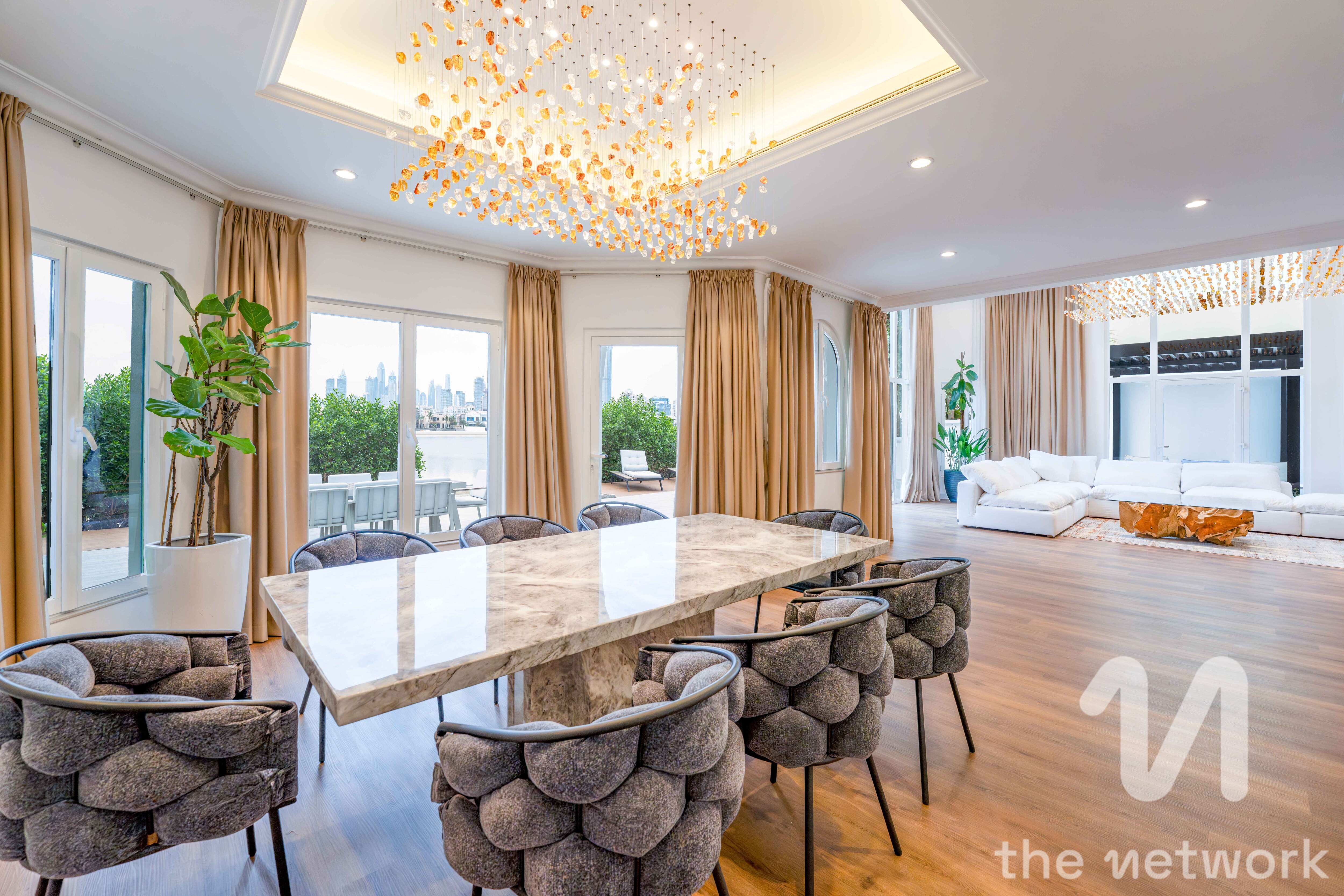 Upgraded 4 BR | Fully Furnished | Sea Views — Garden Homes Frond C
