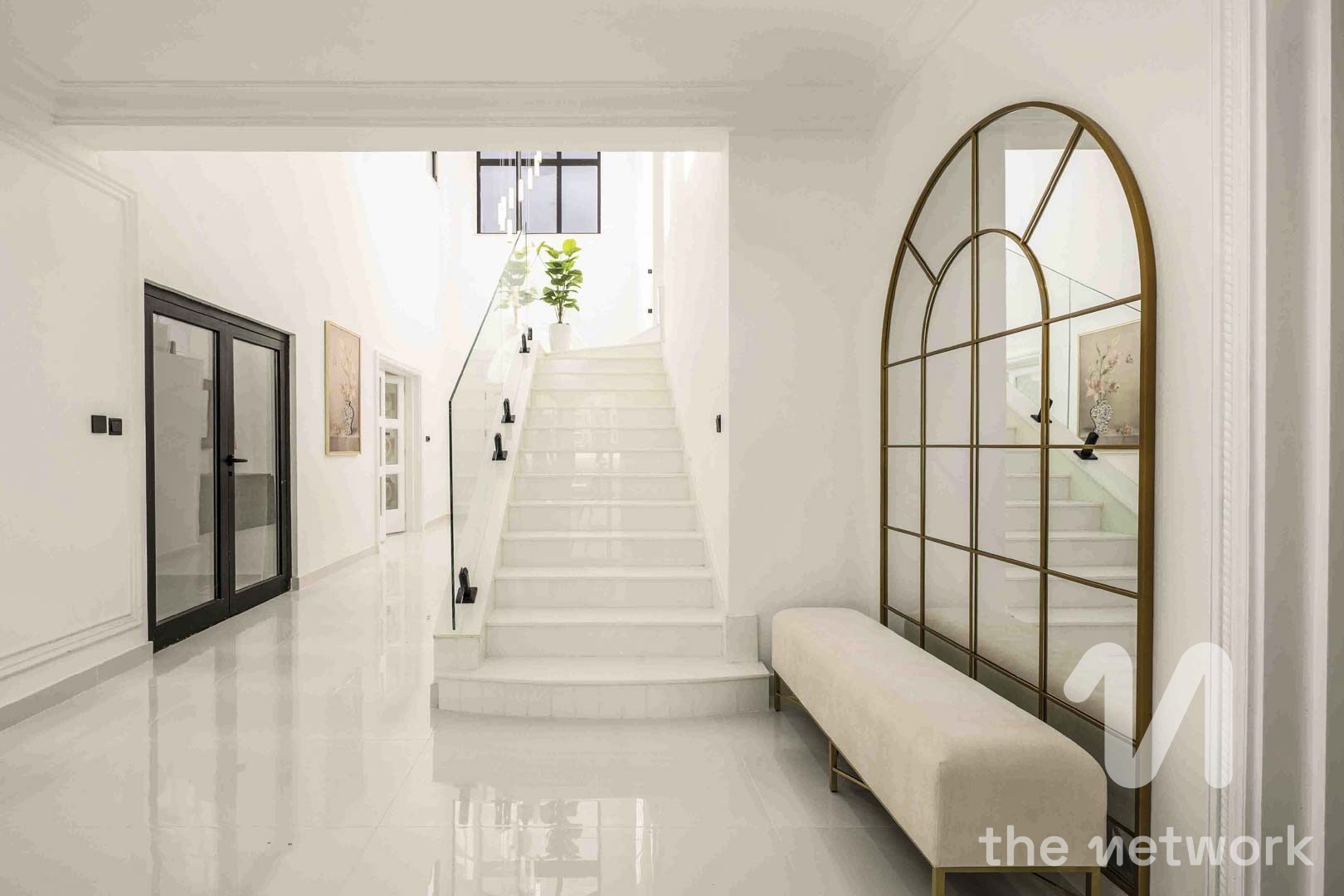Vacant | Fully Upgraded | Furnished — Garden Homes Frond M