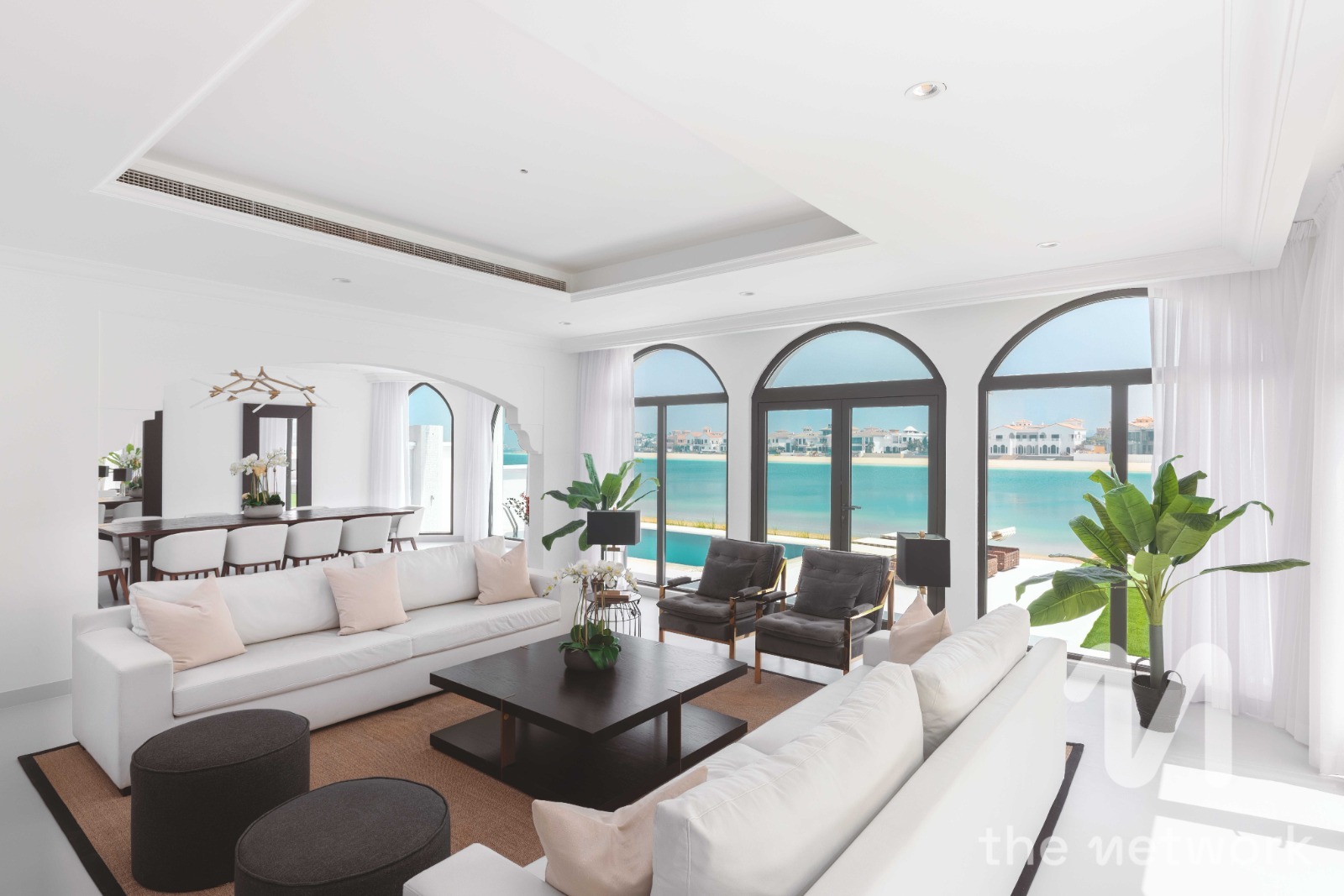 Luxurious 5BR Villa | Private Pool | Sea View — Garden Homes Frond B