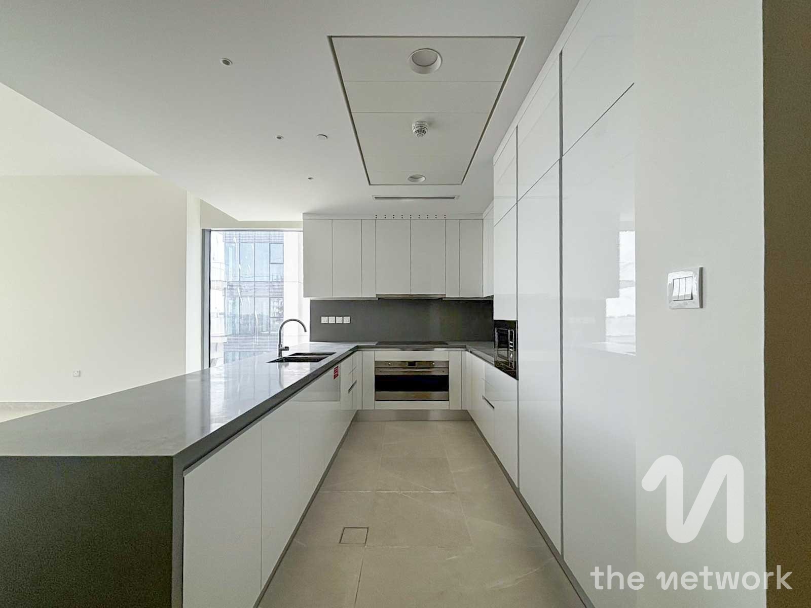 Stunning 3BR Apartment | Canal Views | Plus Maids — Canal Front Residence 3