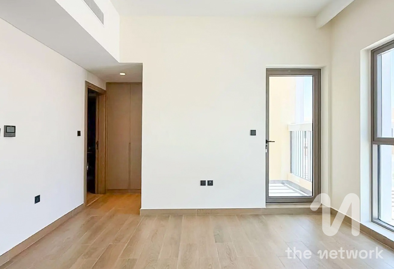 Stylish 4BR Townhouse | Brand New | Nice Location — Malta