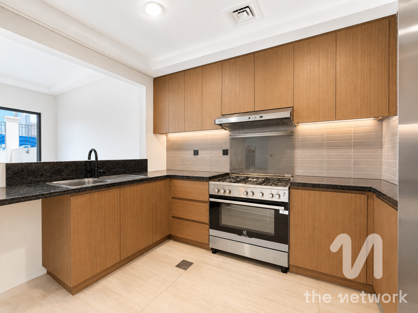 Lagoon Living | Single Row | Family Community — Portofino