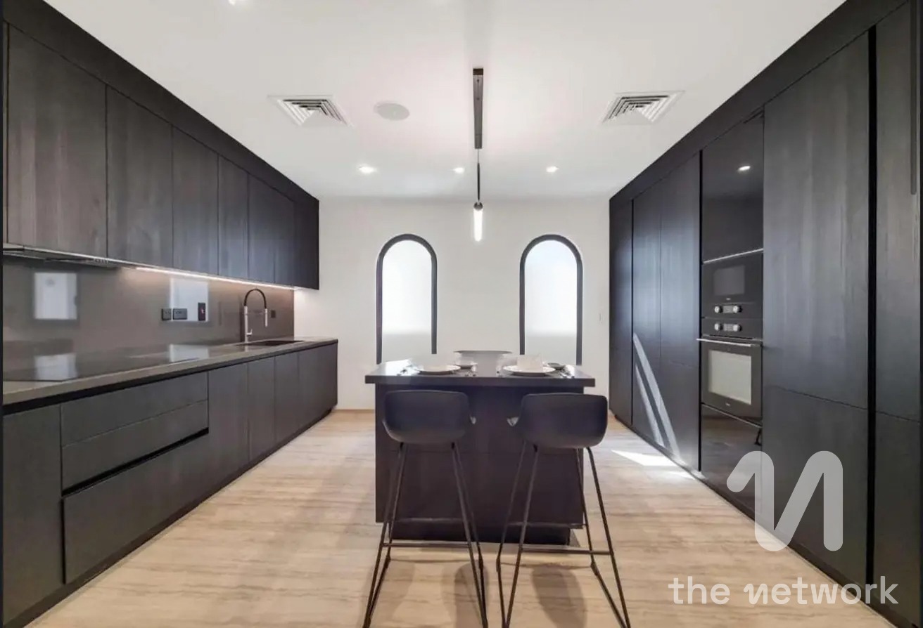 Upgraded 4BR Villa | Prime Palm Jumeirah Living — Garden Homes Frond O