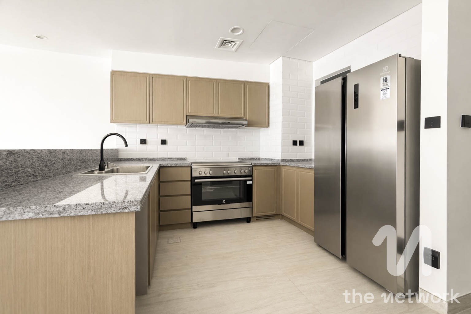 4 Bed Townhouse | Ready Now | Further Renovated — Santorini