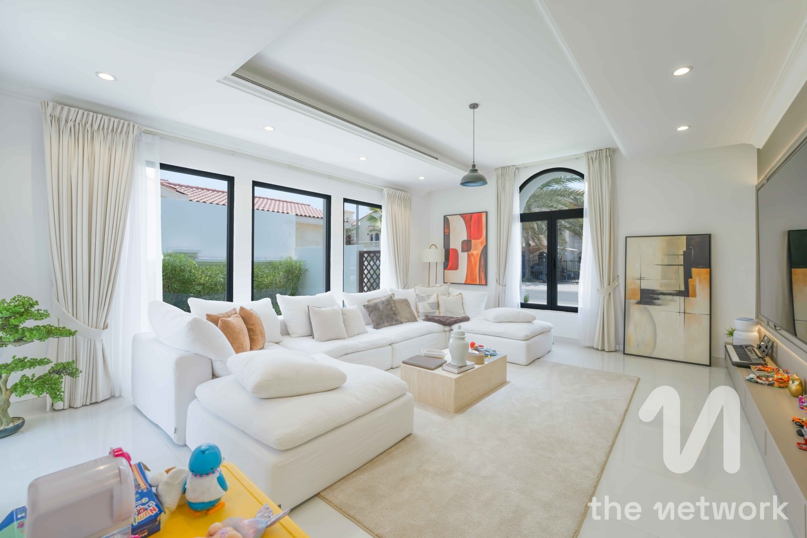 Luxury 5 Bedroom Villa | Rare 3 Story — Garden Homes Frond C