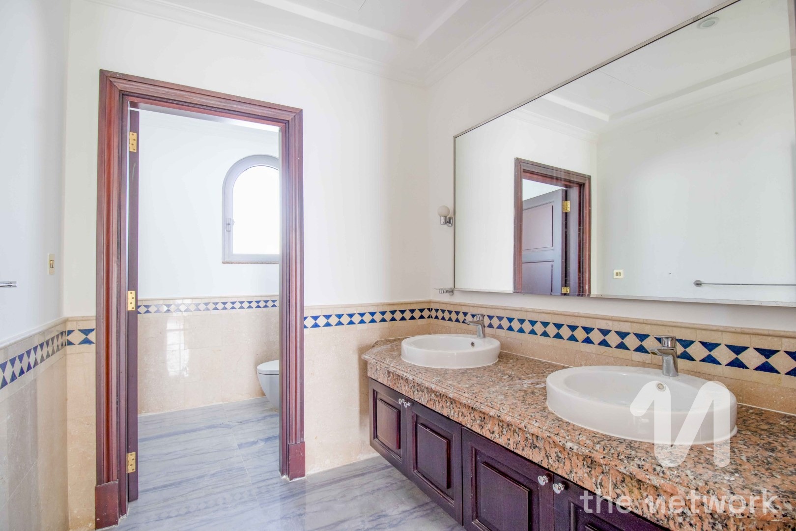 Signature Villa for Rent | High Number | Skyline — Signature Villas Frond L