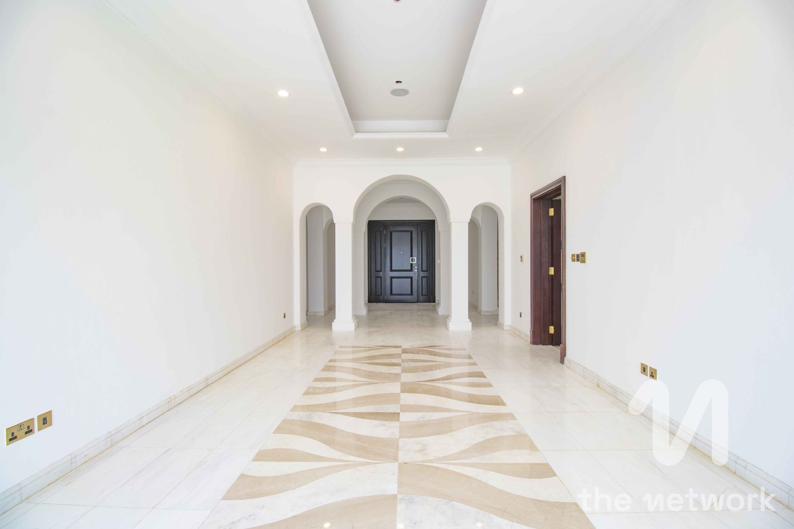 Signature Villa for Rent | High Number | Skyline — Signature Villas Frond L