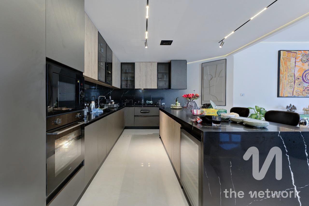 Fully Furnished | Upgraded | High Number — Garden Homes Frond C