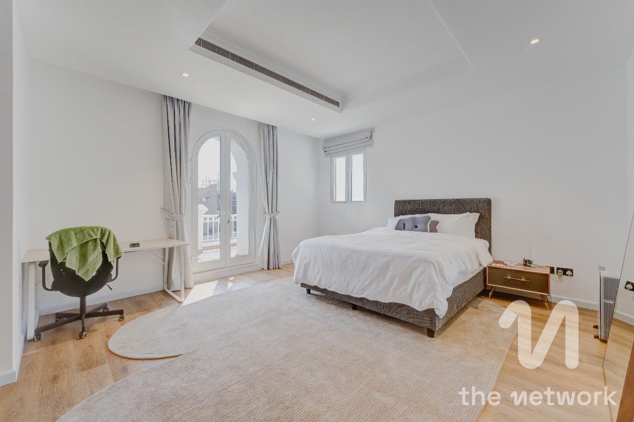 Fully Furnished | Upgraded | High Number — Garden Homes Frond C