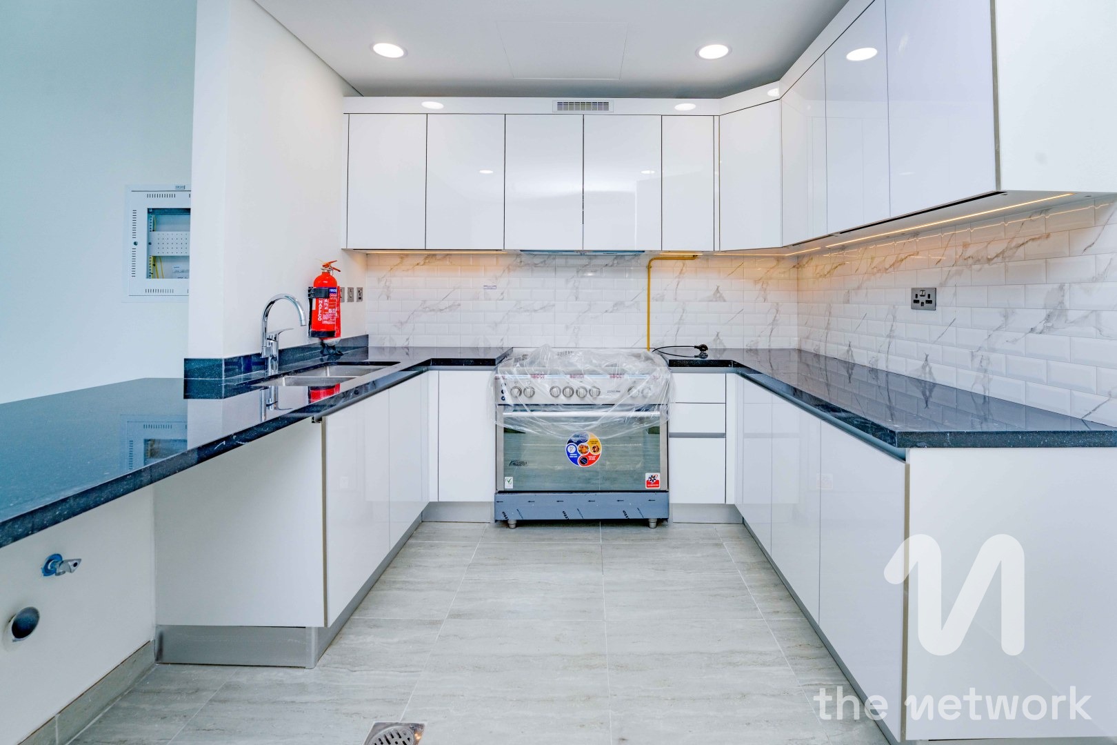 Brand New | 3 Beds Apartment | Vacant — Habib House Building