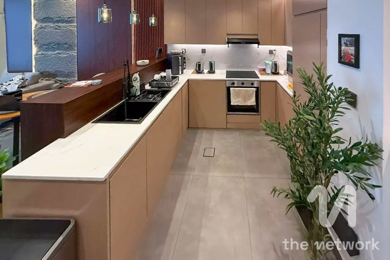Furnished 1BR | Prime Location | Pool View — Golf Promenade 4A