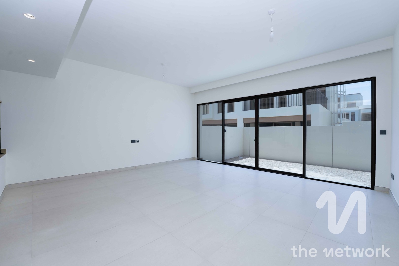 Stunning 4BR Townhouse | Lagoons Community Living — Costa Brava 2