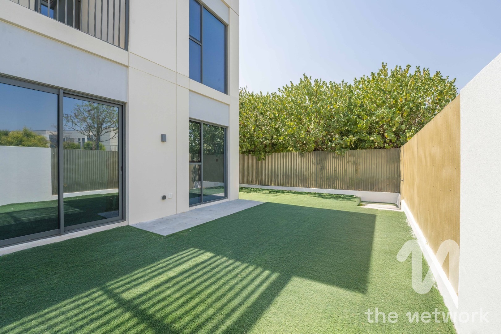 Exclusive | True Corner Unit | Single Row — Sun
