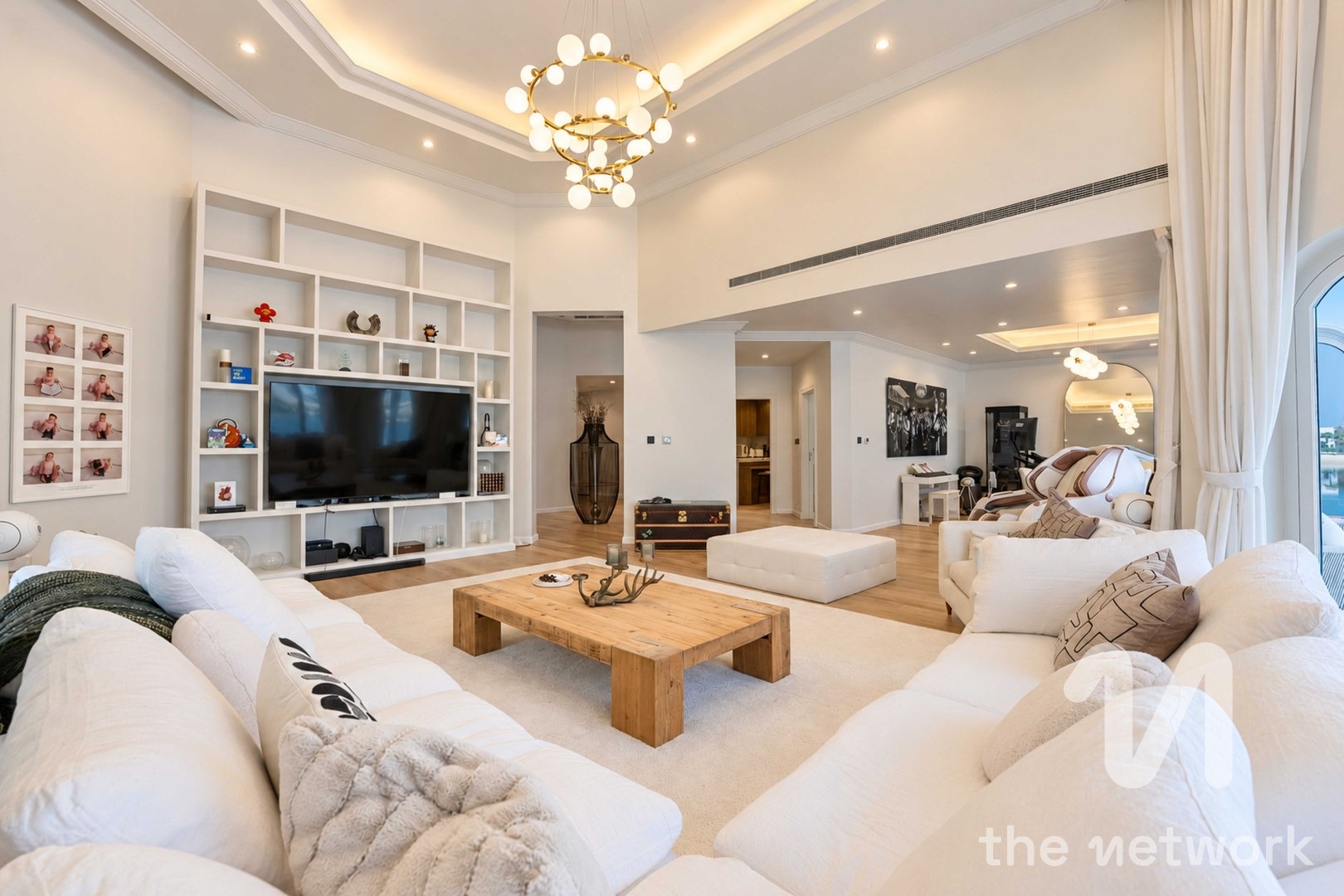 Luxury Villa for Rent | 4 Beds | High Number — Garden Homes Frond P