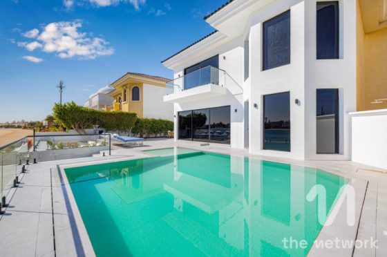 Upgraded 5 Bed Villa | High No | Sunset View — Garden Homes Frond K
