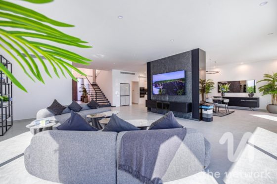 Upgraded 5 Bed Villa | High No | Sunset View — Garden Homes Frond K