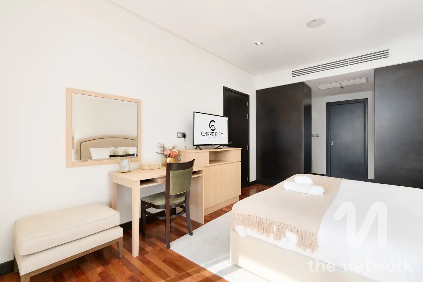 Exclusive | High Floor | Sea Facing | New Flooring — Royal Amwaj Residences North