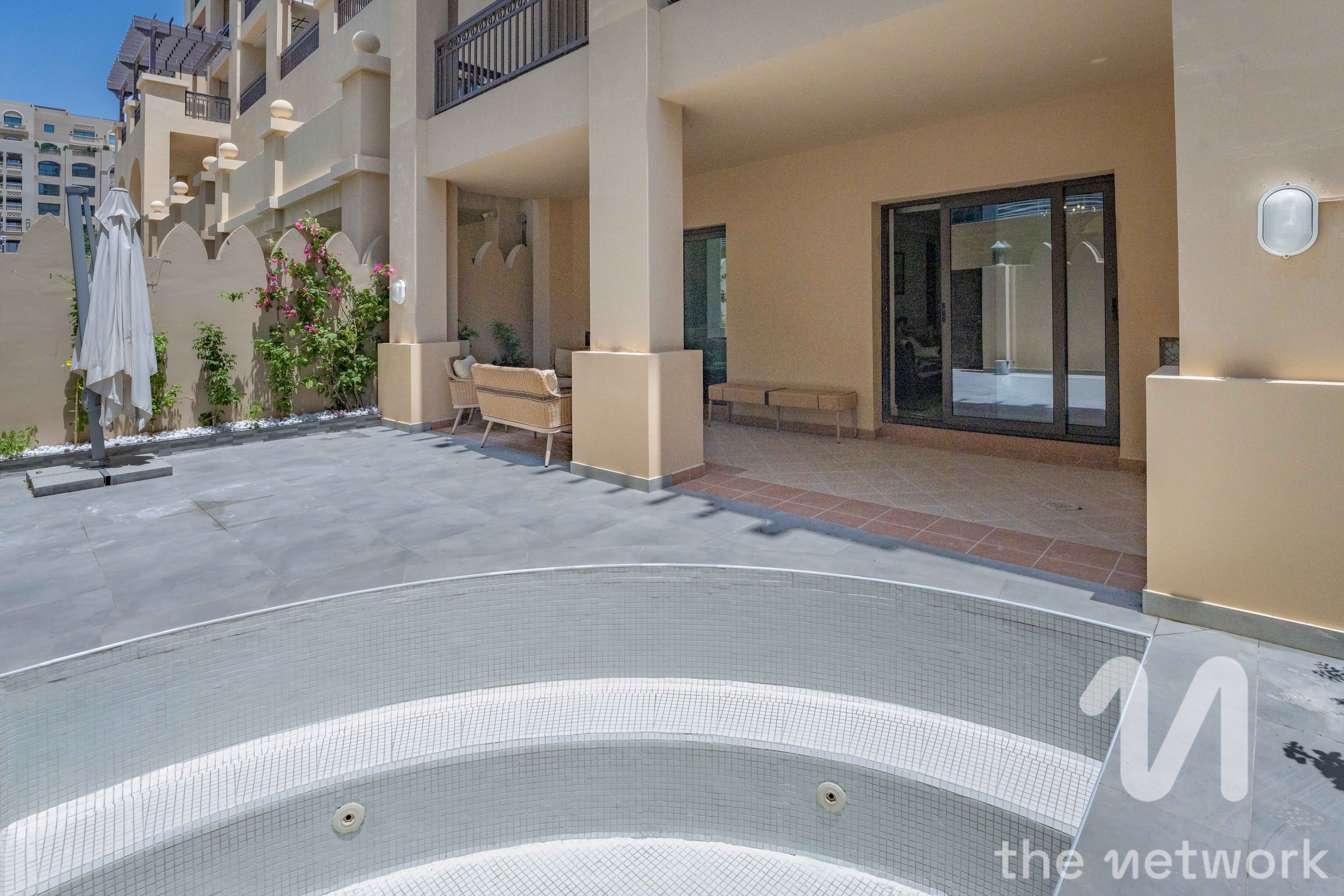Vacant | Triplex 3Bed | 3 Cars Garage | West Beach — The Fairmont Palm Residence North