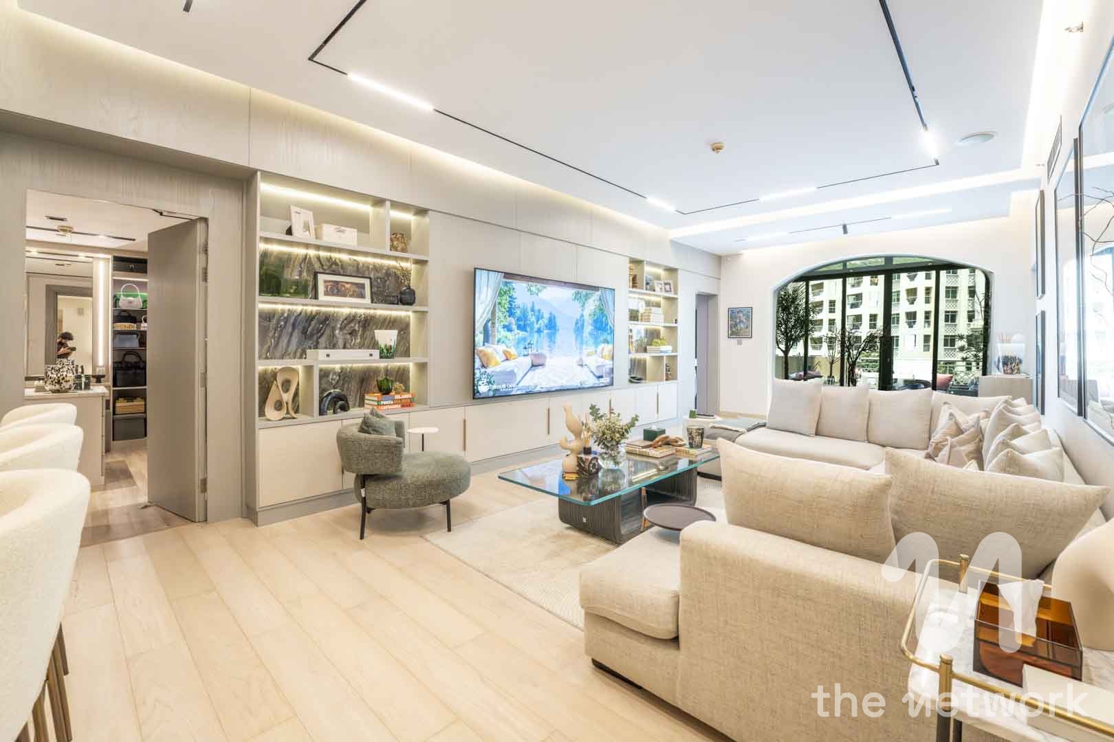 Fully Upgraded | Massive Private Terrace | On Park — Golden Mile 3