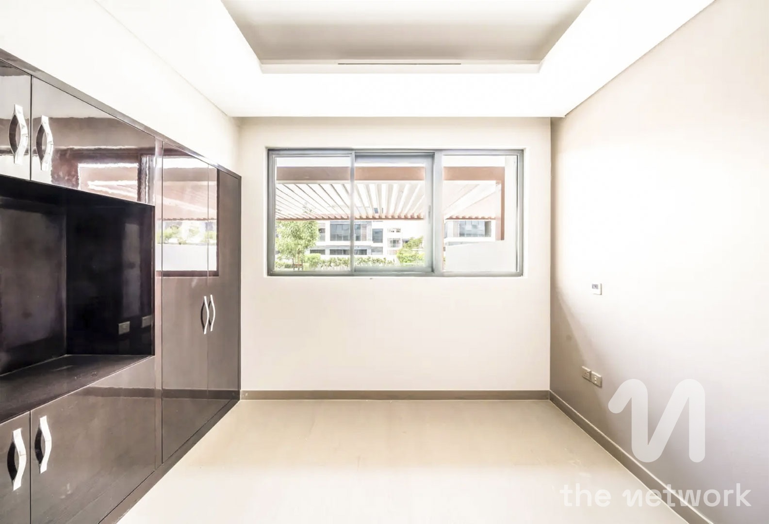 Brand New | Single Row | Vacant — Silver Springs 3