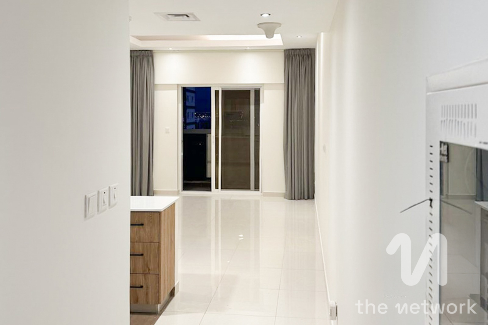 Vacant and Upgraded l Brand New | 12 Cheques — Hera Tower