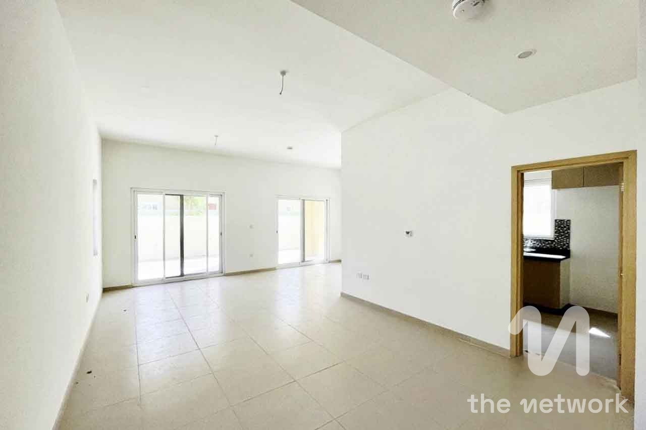3 Bed Plus Maids | Large Plot | Vacant on Transfer — La Quinta