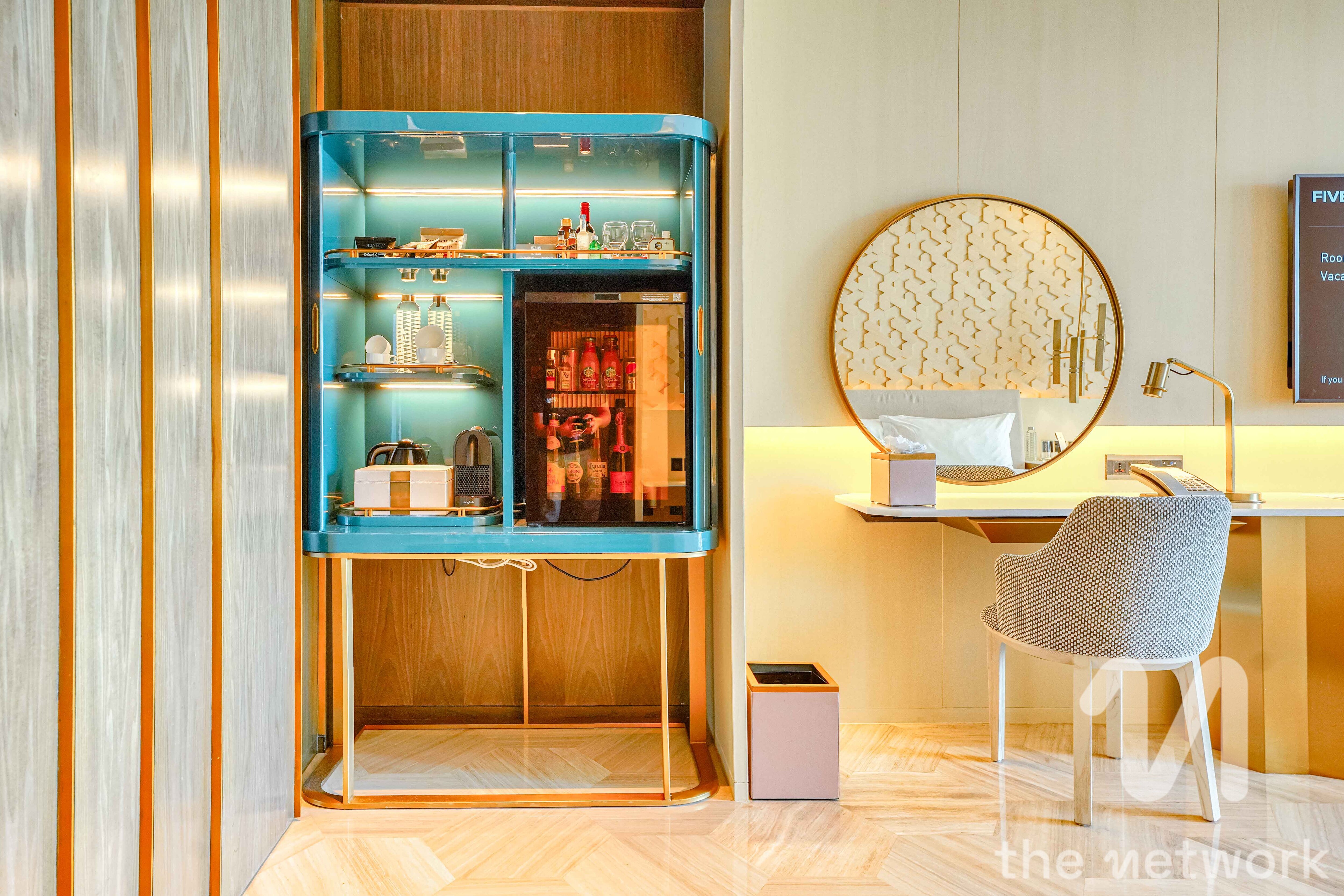 Five | Investment | Hotel Pool Management | Studio — FIVE Palm Jumeirah