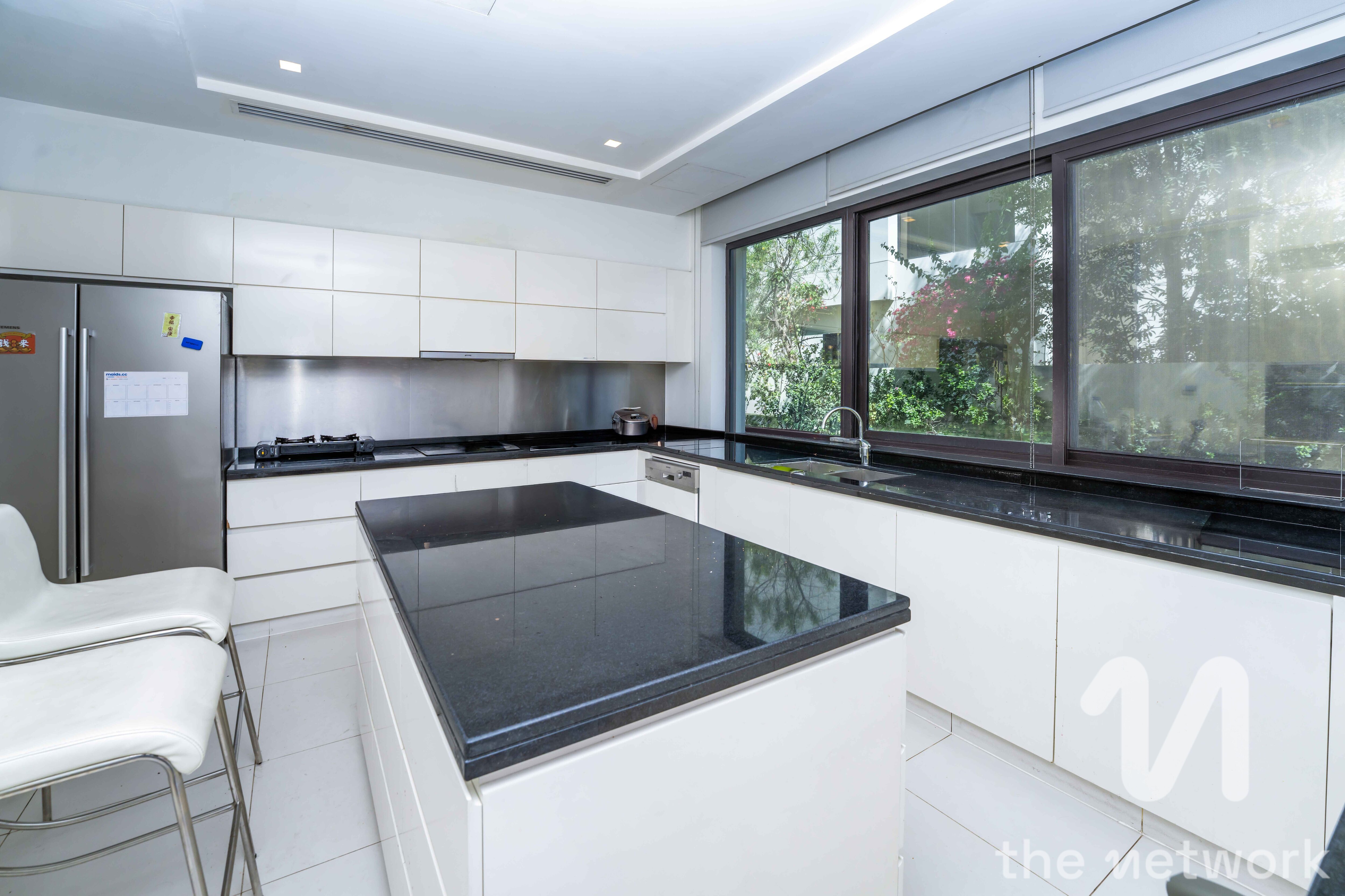Spacious 6 Beds Villa | Golf View | Upgraded VD2 — Picadilly Green