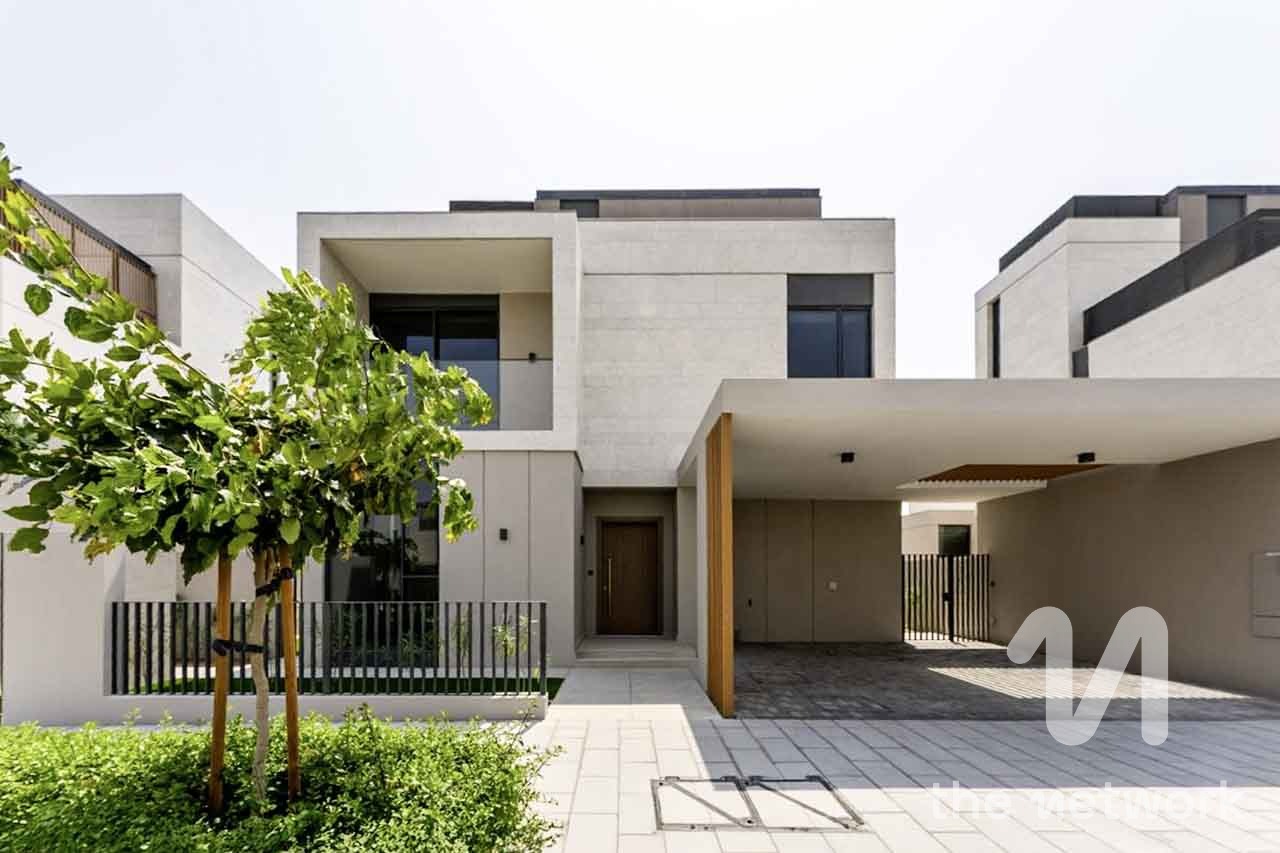 Internal Villa | Genuine Seller | View Now — Elie Saab 1