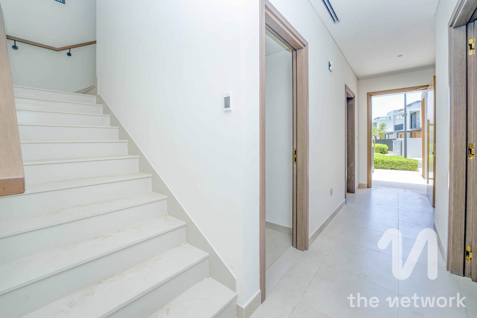 Unique 4 Beds Villa | Rented to 2028 | Corner Plot — Elie Saab 1