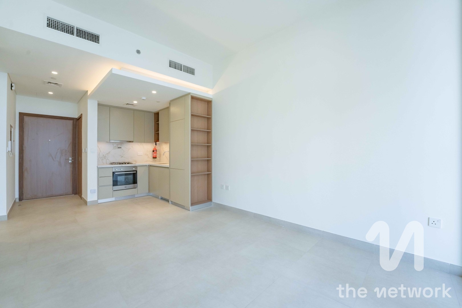 Prime Location | Handed Over | Luxury 1 BR — VYB