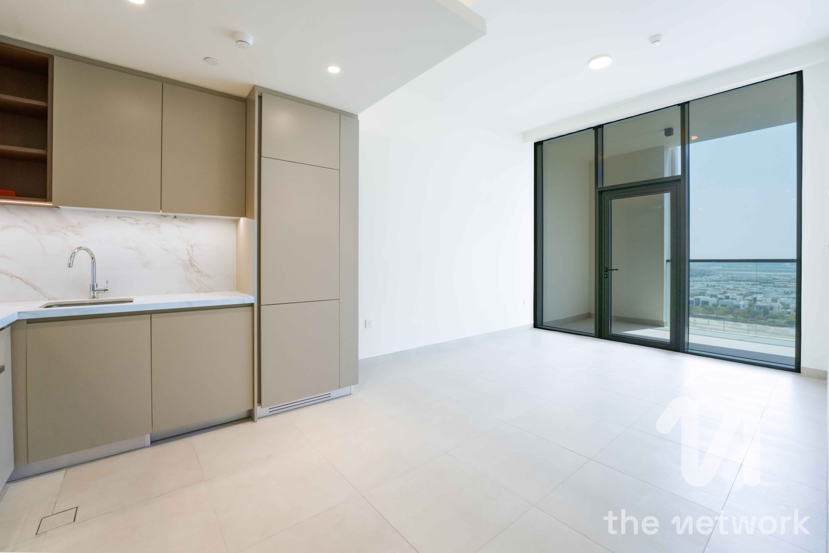Prime Location | Handed Over | Luxury 1 BR — VYB