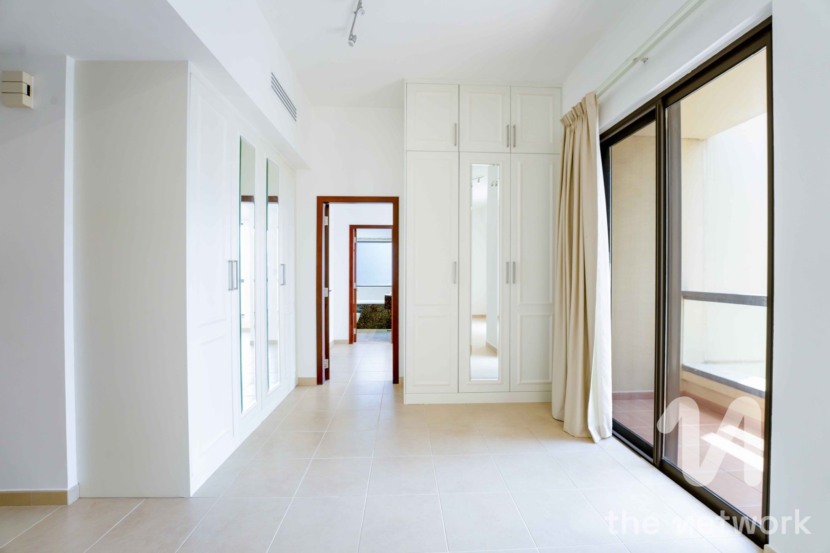 Marina View | High Floor | Vacant Now — Bahar 6