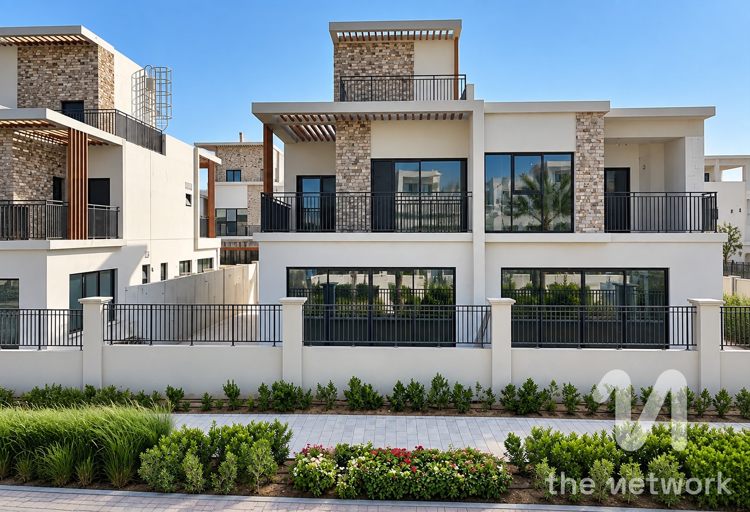 Premium 5 Beds | Genuine Resale | Best Deal — Dubai Harbour