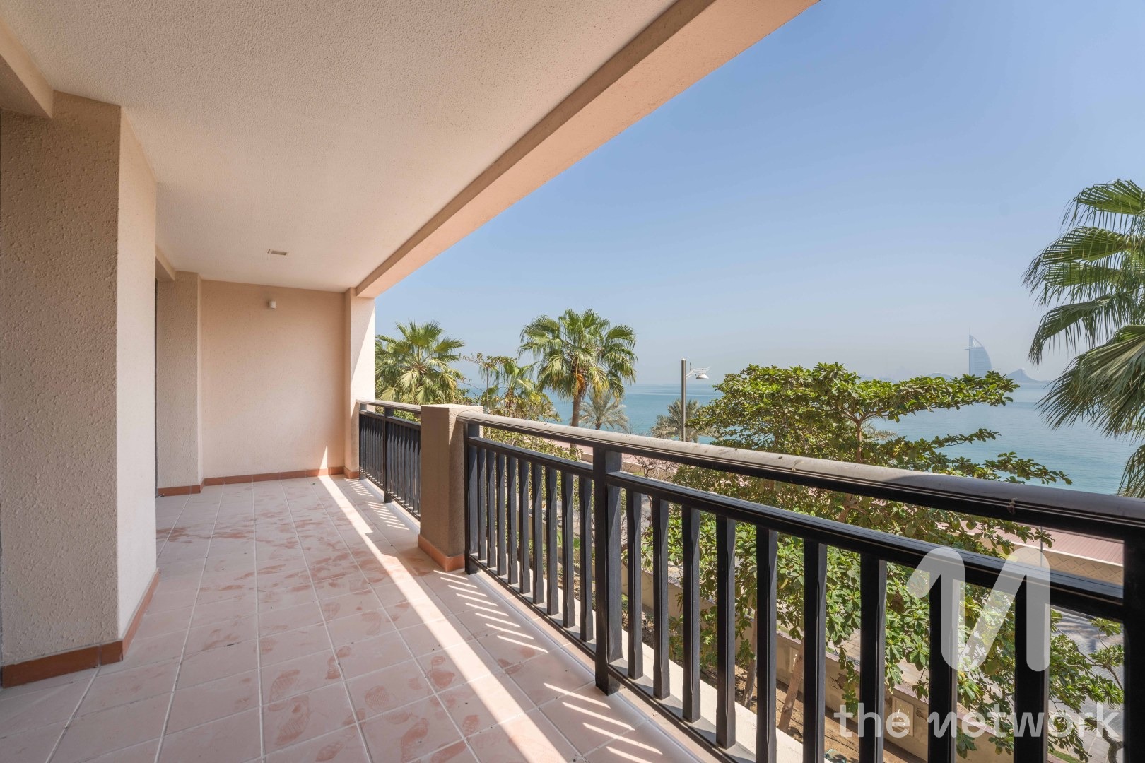 Vacant | Sea And Burj Al Arab Views | Easy To View — Royal Amwaj Residences South