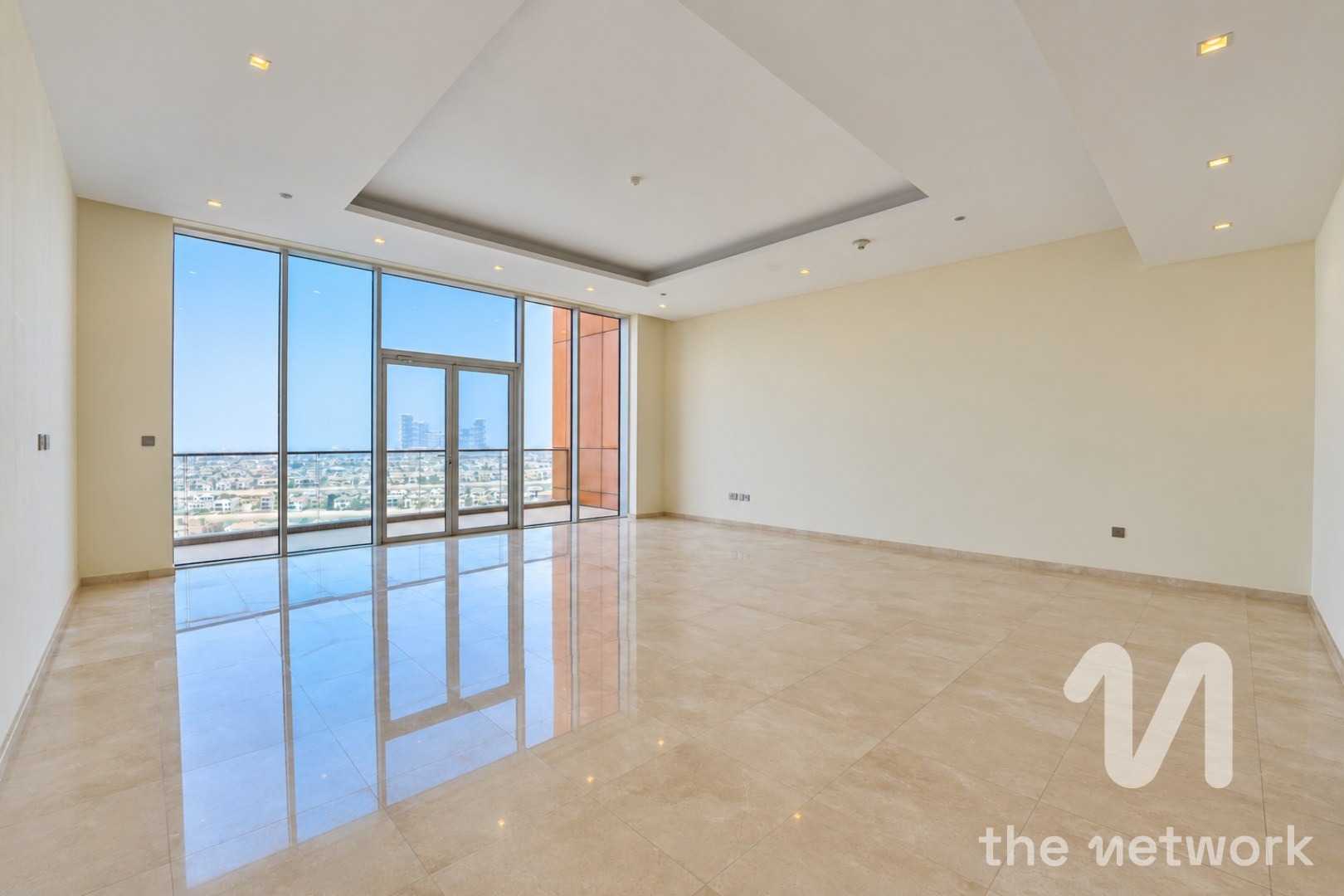 Vacant | Highest Floor | Upgraded Bathrooms | Rare — Aquamarine