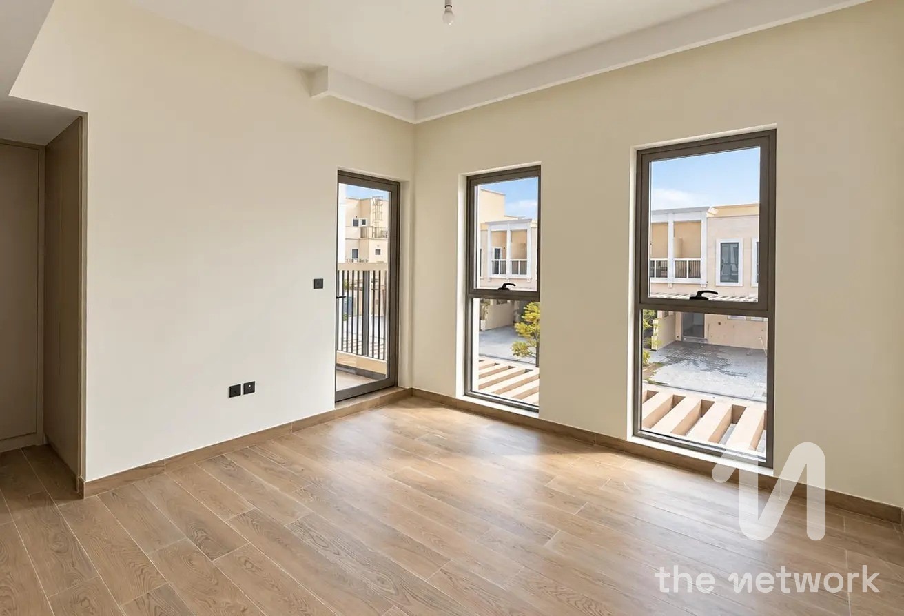 5BR | End Corner | 100% Paid | Handed over | Ready — Malta